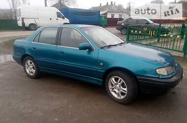 Седан Hyundai Lantra 1993 в Тростянце