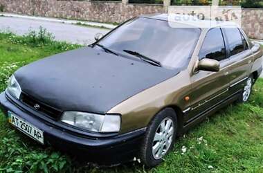 Седан Hyundai Lantra 1992 в Тернополе
