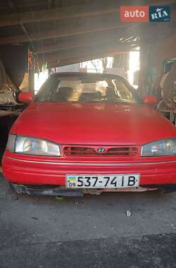 Седан Hyundai Lantra 1992 в Івано-Франківську