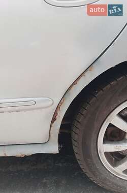 Седан Hyundai Lantra 2000 в 