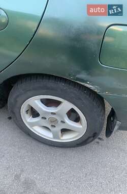 Седан Hyundai Lantra 1998 в 