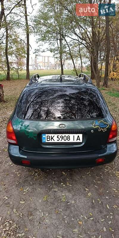 Універсал Hyundai Lantra 1996 в Сарнах