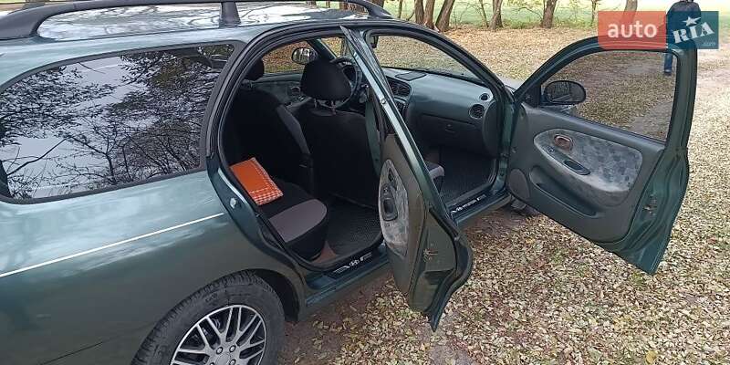 Універсал Hyundai Lantra 1996 в Сарнах