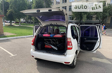 Минивэн Hyundai Matrix 2008 в 
