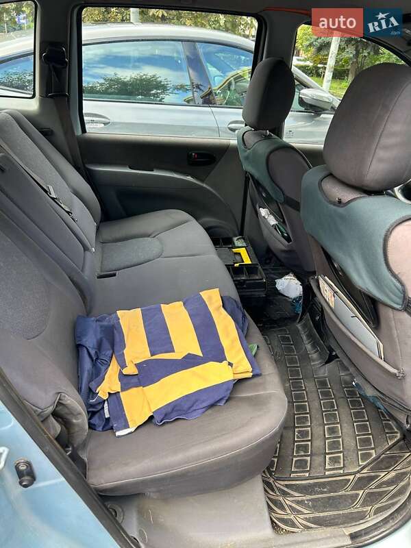 Минивэн Hyundai Matrix 2008 в Ужгороде фото 5 Минивэн Hyundai Matrix 2008 в Ужгороде