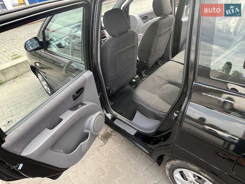 Минивэн Hyundai Matrix 2007 в Барышевке
