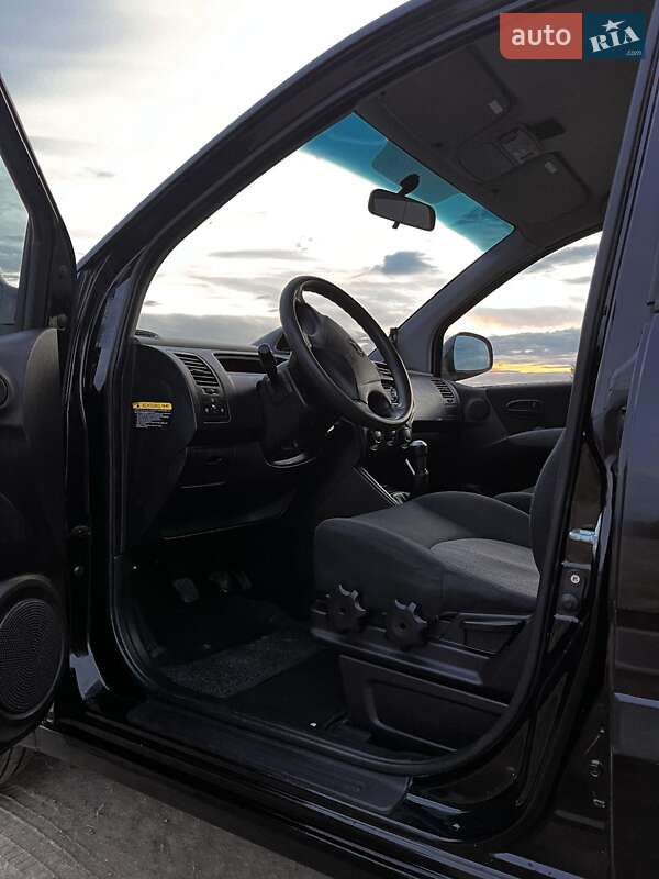 Минивэн Hyundai Matrix 2008 в Харькове