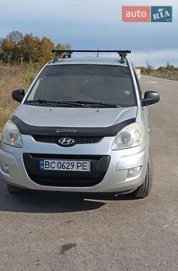 Минивэн Hyundai Matrix 2008 в Стебнику