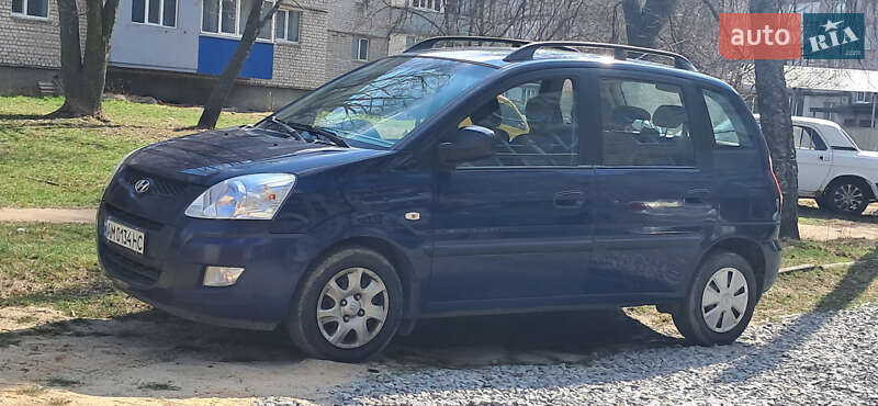 Минивэн Hyundai Matrix 2009 в Житомире