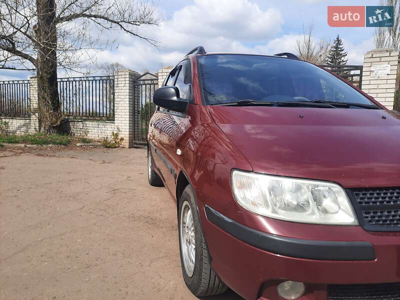 Минивэн Hyundai Matrix 2007 в Славянске