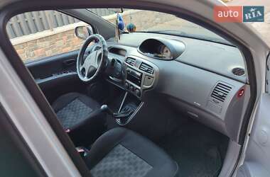 Минивэн Hyundai Matrix 2005 в 