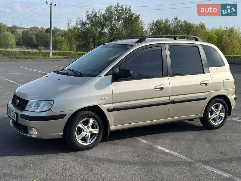 Минивэн Hyundai Matrix 2007 в Буче