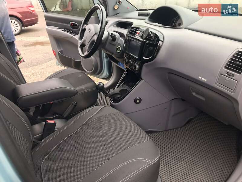Минивэн Hyundai Matrix 2007 в Киеве