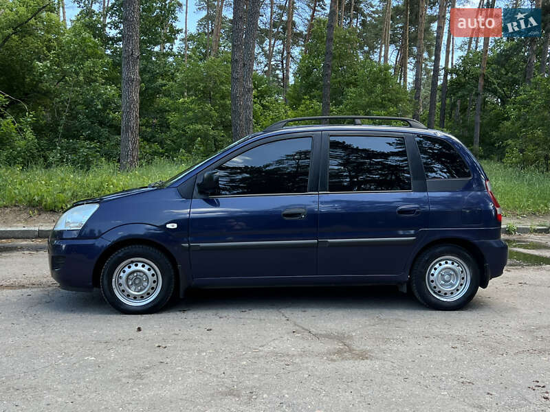 Минивэн Hyundai Matrix 2009 в Черкассах