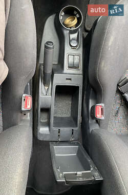 Минивэн Hyundai Matrix 2001 в 