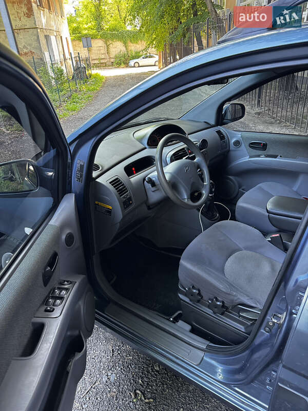 Минивэн Hyundai Matrix 2003 в Киеве
