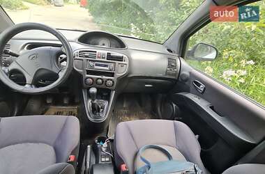 Минивэн Hyundai Matrix 2002 в 