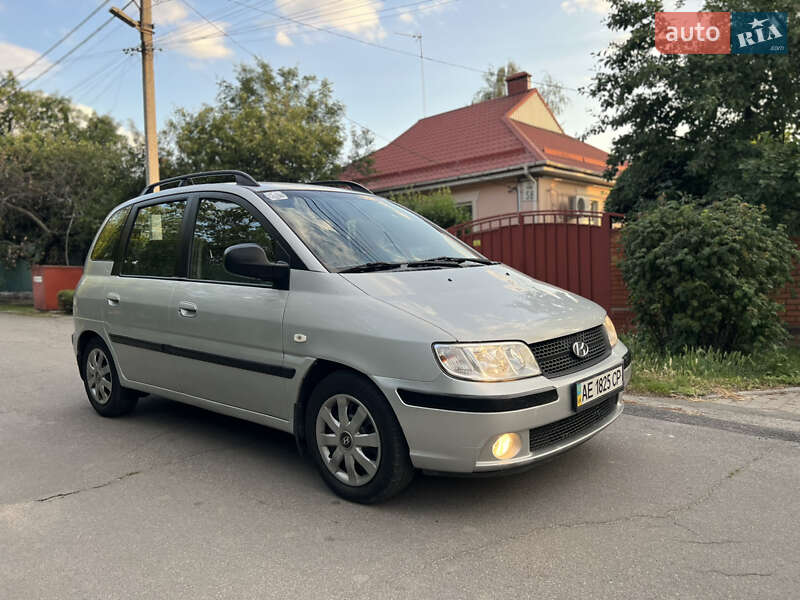 Мінівен Hyundai Matrix 2008 в 