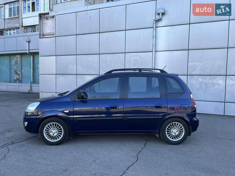 Минивэн Hyundai Matrix 2008 в Николаеве