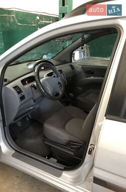 Минивэн Hyundai Matrix 2008 в 