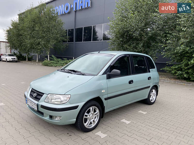 Минивэн Hyundai Matrix 2004 в 