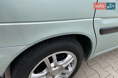 Минивэн Hyundai Matrix 2004 в 