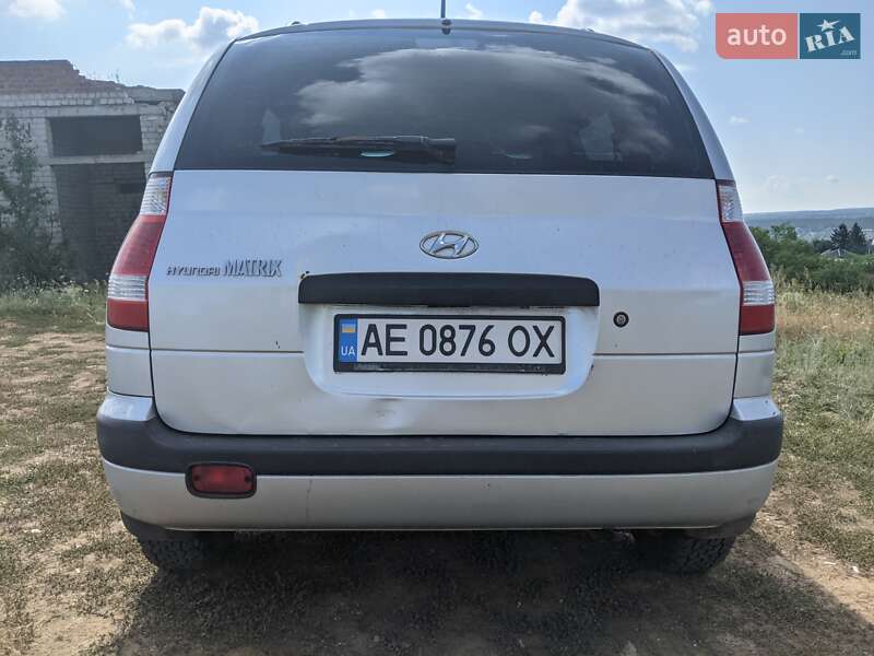 Минивэн Hyundai Matrix 2006 в Богодухове