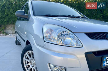Мінівен Hyundai Matrix 2010 в 