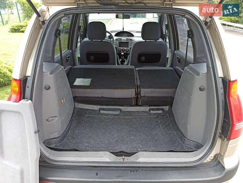 Минивэн Hyundai Matrix 2005 в Днепре