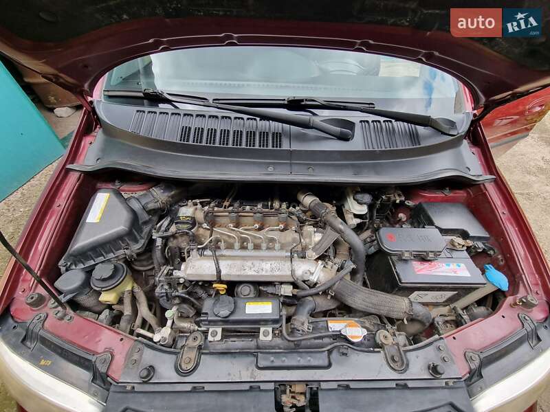 Минивэн Hyundai Matrix 2007 в Павлограде