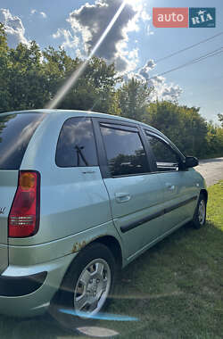 Минивэн Hyundai Matrix 2003 в 