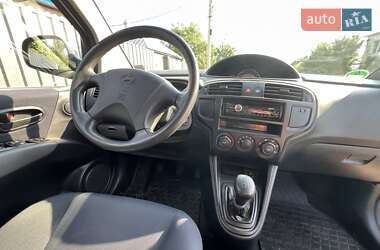 Минивэн Hyundai Matrix 2008 в 