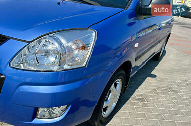 Минивэн Hyundai Matrix 2010 в 