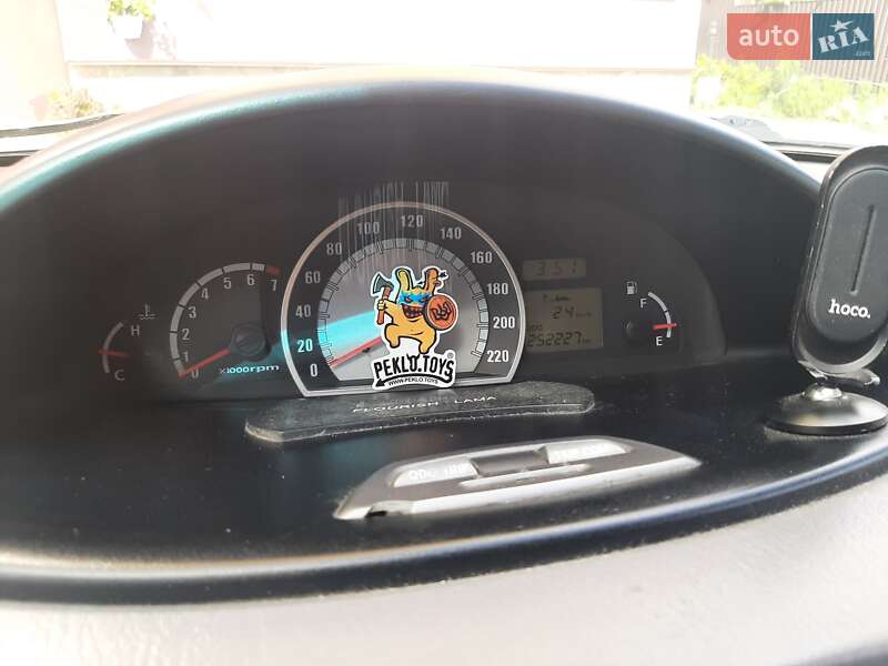 Минивэн Hyundai Matrix 2006 в Белогородке