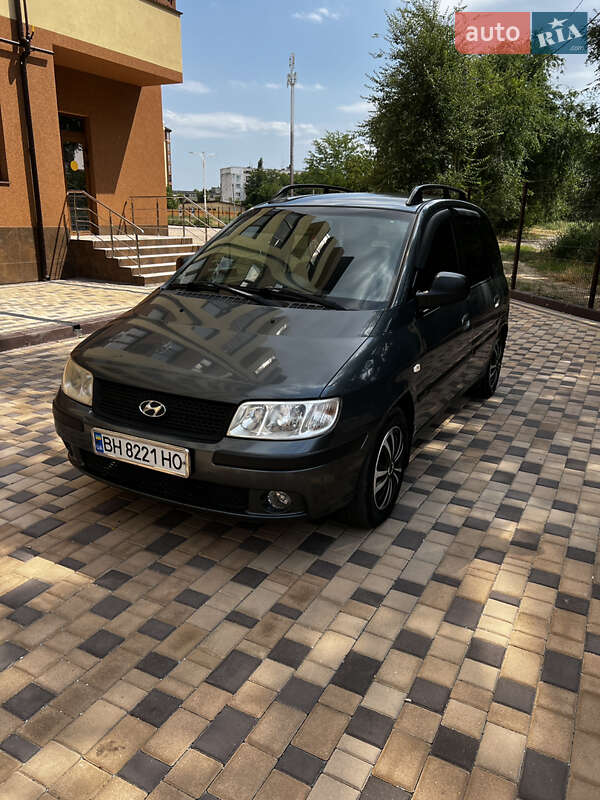 Минивэн Hyundai Matrix 2008 в 