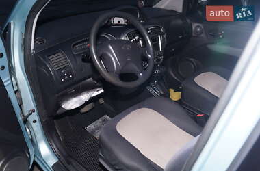 Минивэн Hyundai Matrix 2010 в 