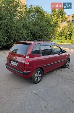Минивэн Hyundai Matrix 2006 в 