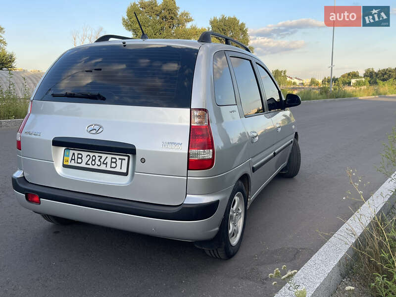 Минивэн Hyundai Matrix 2007 в Хмельнике