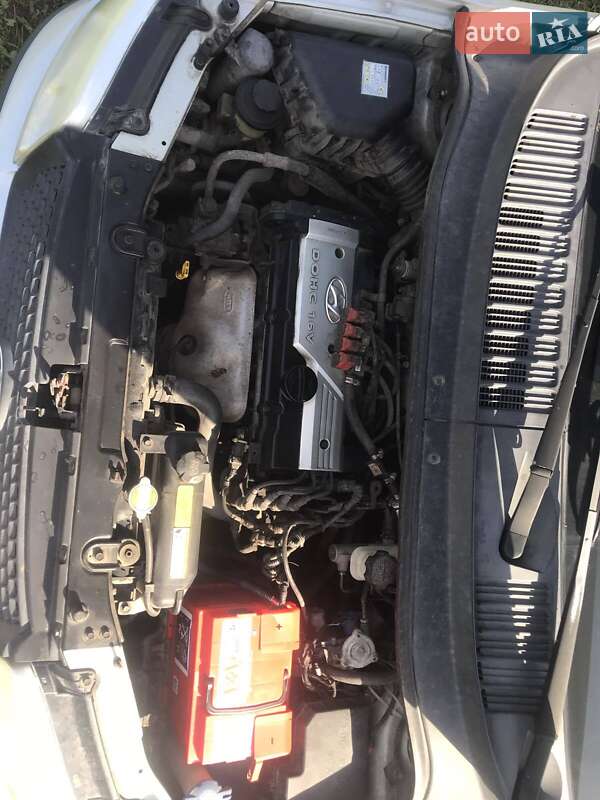 Минивэн Hyundai Matrix 2007 в Буске