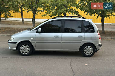 Минивэн Hyundai Matrix 2006 в 