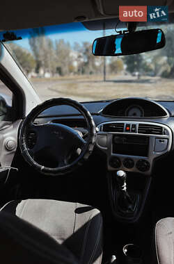 Минивэн Hyundai Matrix 2008 в 