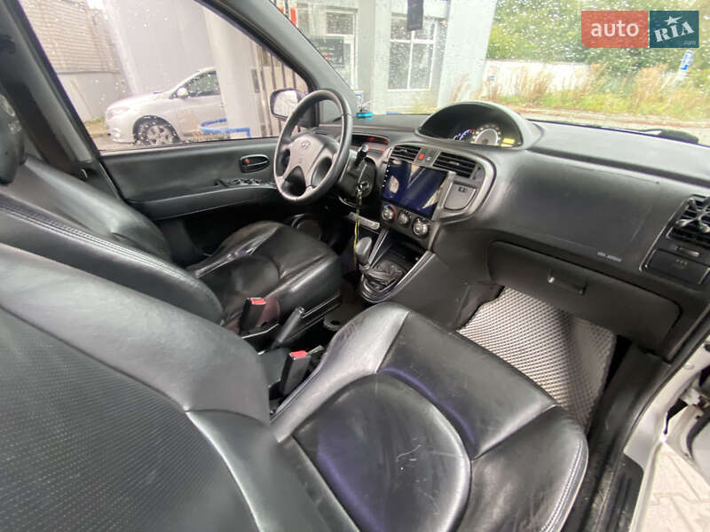 Мінівен Hyundai Matrix 2002 в Житомирі