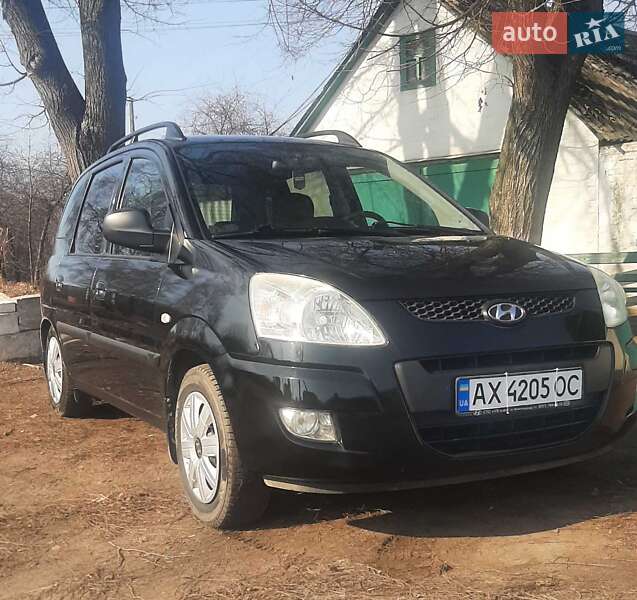 Минивэн Hyundai Matrix 2008 в 