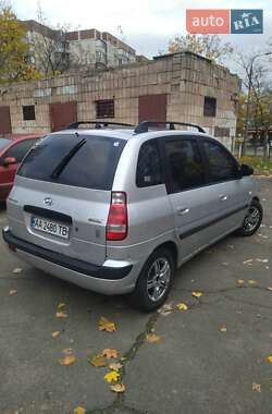 Минивэн Hyundai Matrix 2007 в Киеве