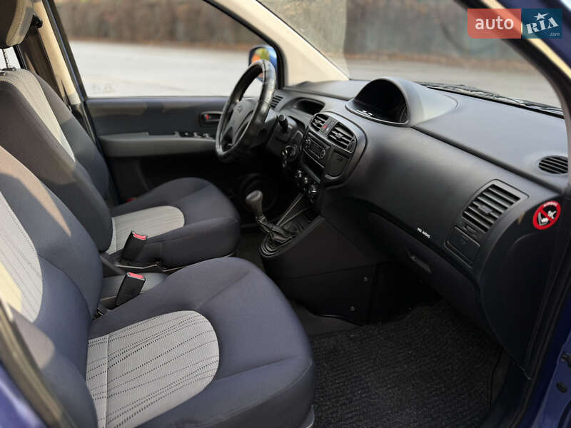 Мінівен Hyundai Matrix 2008 в Дніпрі