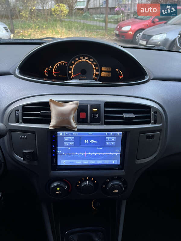 Минивэн Hyundai Matrix 2006 в Киеве