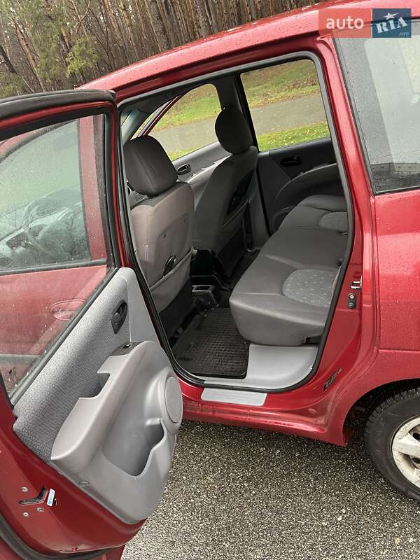 Минивэн Hyundai Matrix 2006 в Киеве