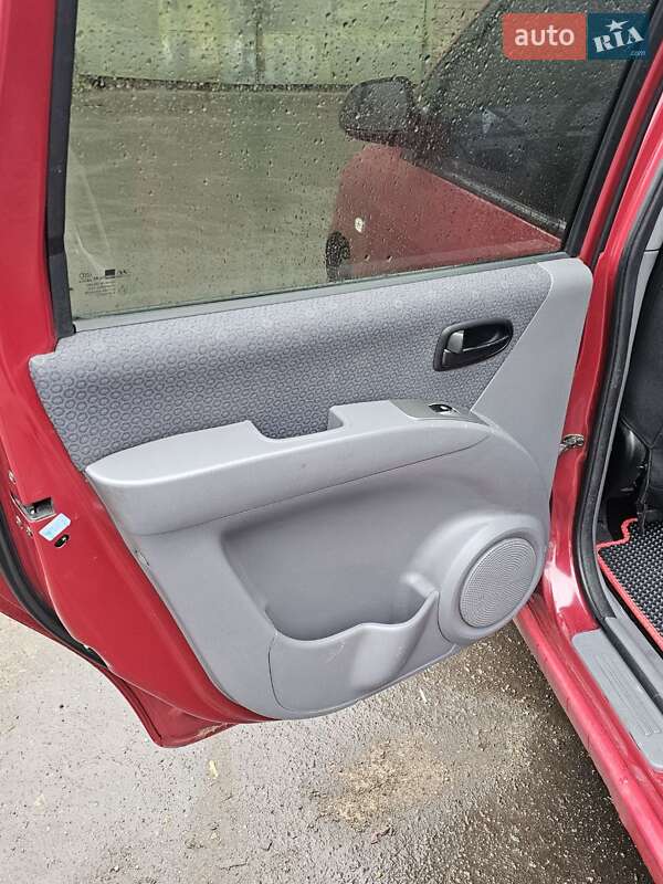 Минивэн Hyundai Matrix 2006 в Киеве фото 13 Минивэн Hyundai Matrix 2006 в Киеве