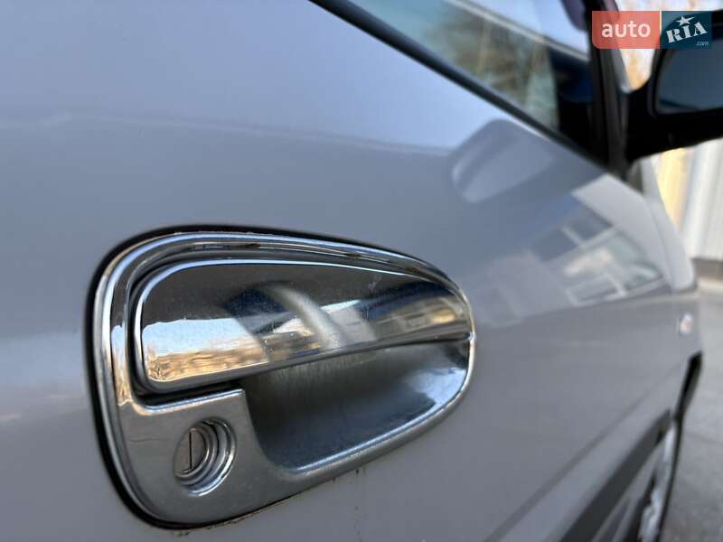 Минивэн Hyundai Matrix 2006 в Николаеве