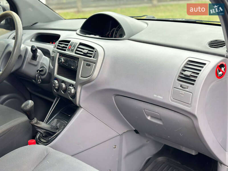 Минивэн Hyundai Matrix 2007 в Николаеве фото 11 Минивэн Hyundai Matrix 2007 в Николаеве